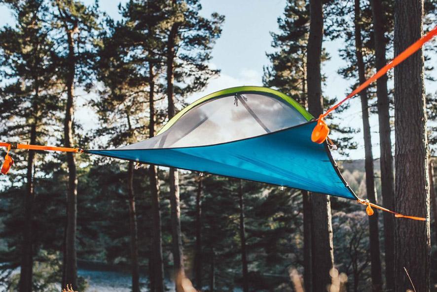 Tree Tent: Gadgets for road trips 