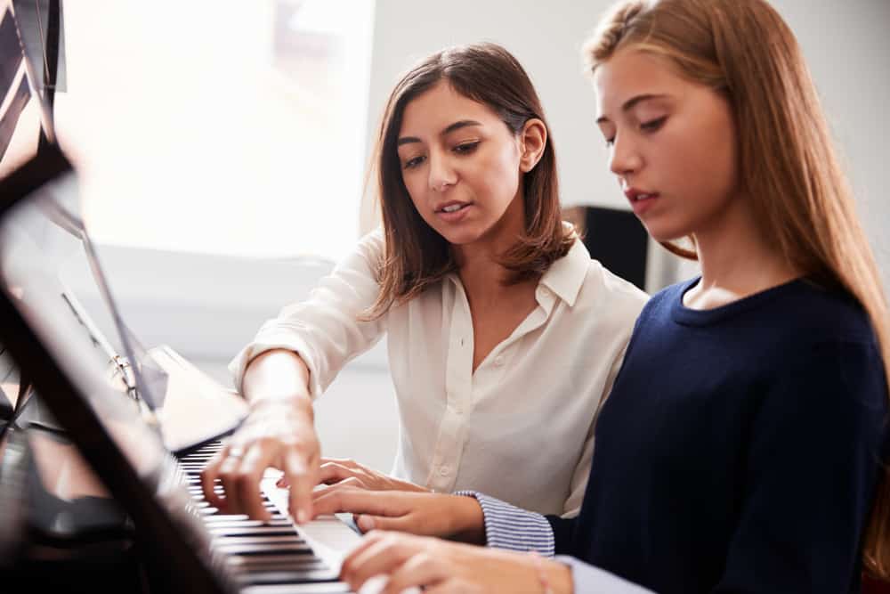 How You Can Assist Your Child’s Learning with the Right Piano?