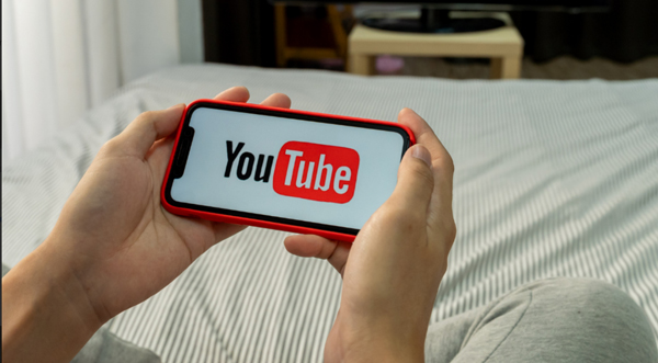 YouTube Facts: Social Media Facts and Statistics
