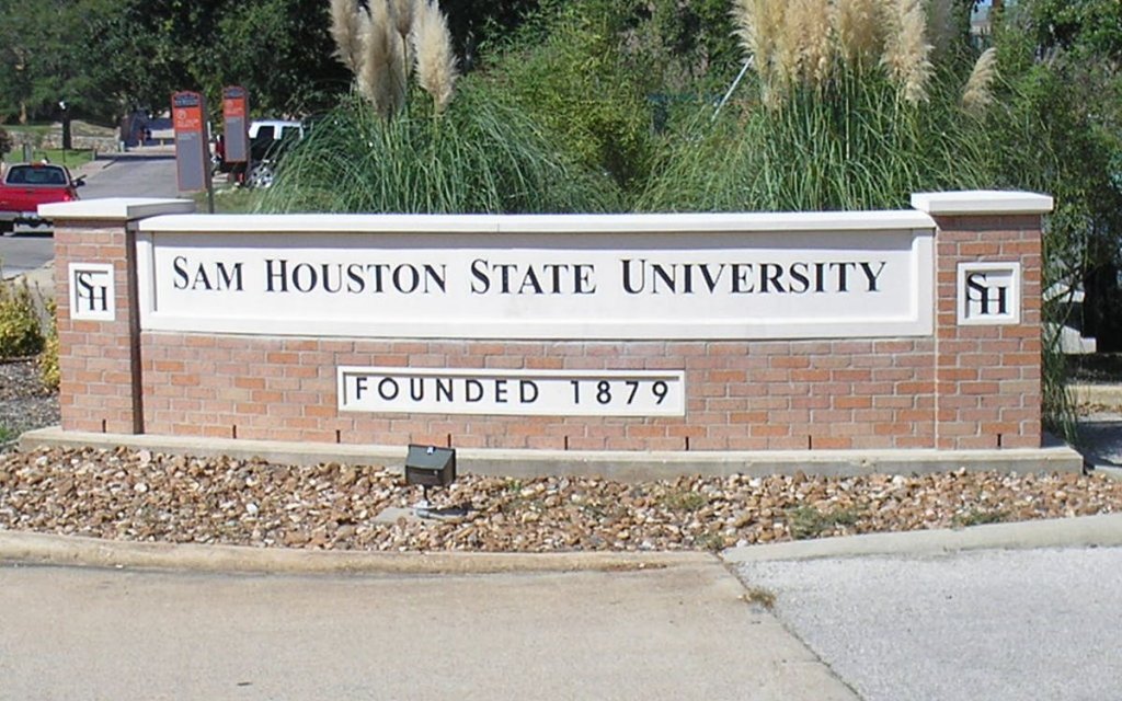 9 Easiest Colleges To Get Into In Texas