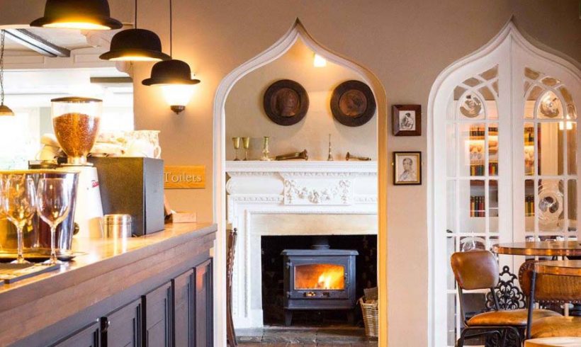 Top 10 Pubs in UK To Visit Atleast Once In Your Lifetime