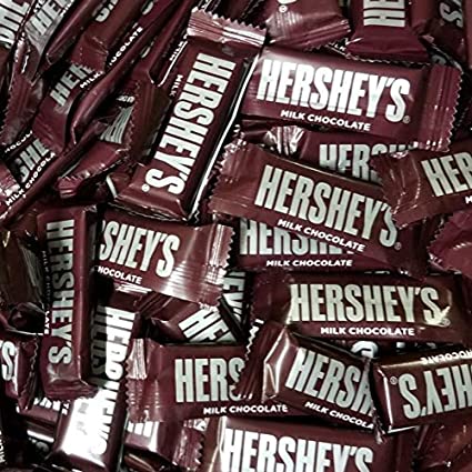 15 Best Halloween Candies Ranked For Trick-or-Treats (2022)