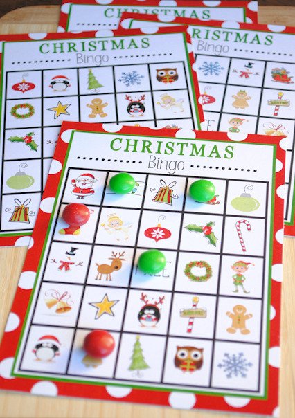 13 Entertaining Christmas Games For Kids That Are Easy & Fun