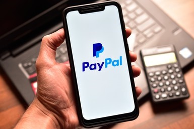 PayPal won't let you send money logo:Paypal won't let you send money