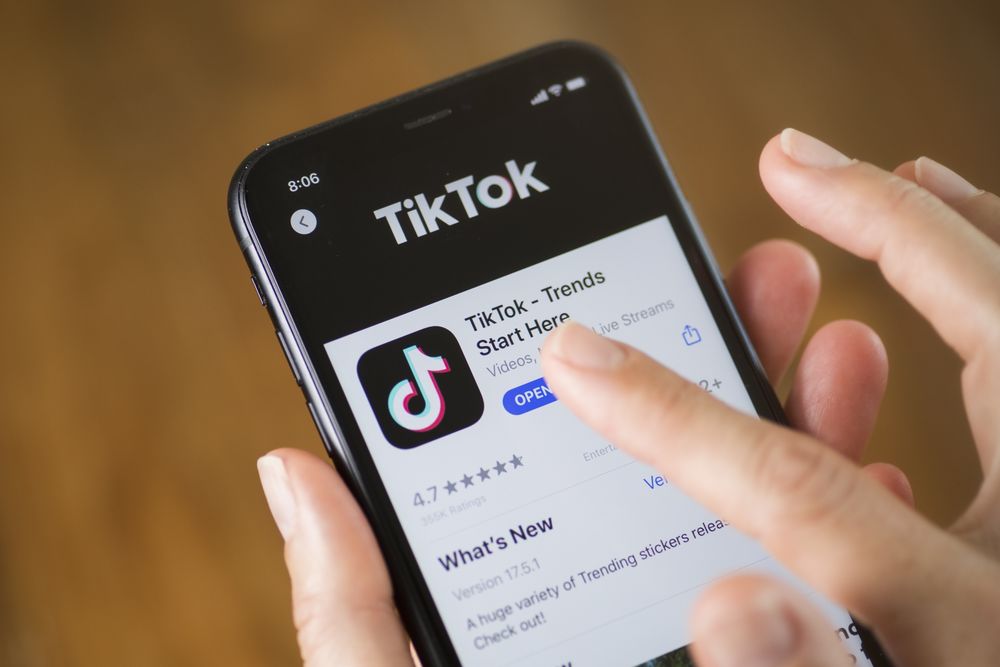 how to see who liked your tiktok