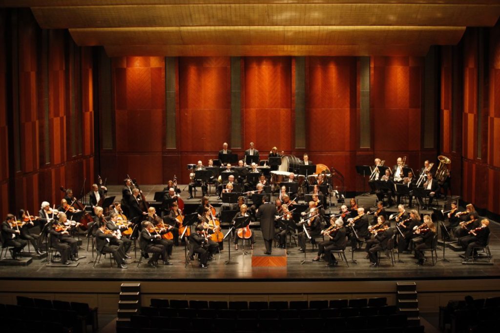 2. Fort Worth symphony swing show  |  New Year eve in north Texas