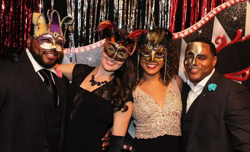 valentine's day party ideas: masquerade party