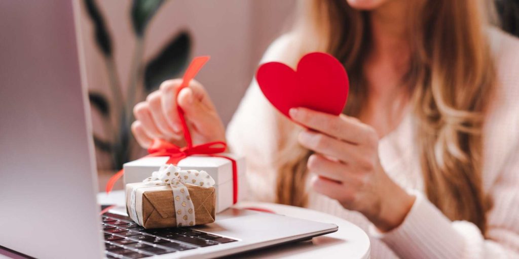 Unique Ideas Of Valentine’s Day Gifts For Your Wife 