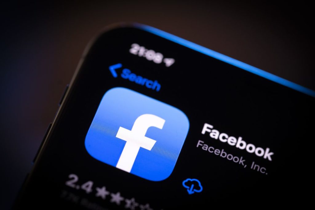 Top 5 Types Of Facebook Apps | The Amazing Apps For Facebook