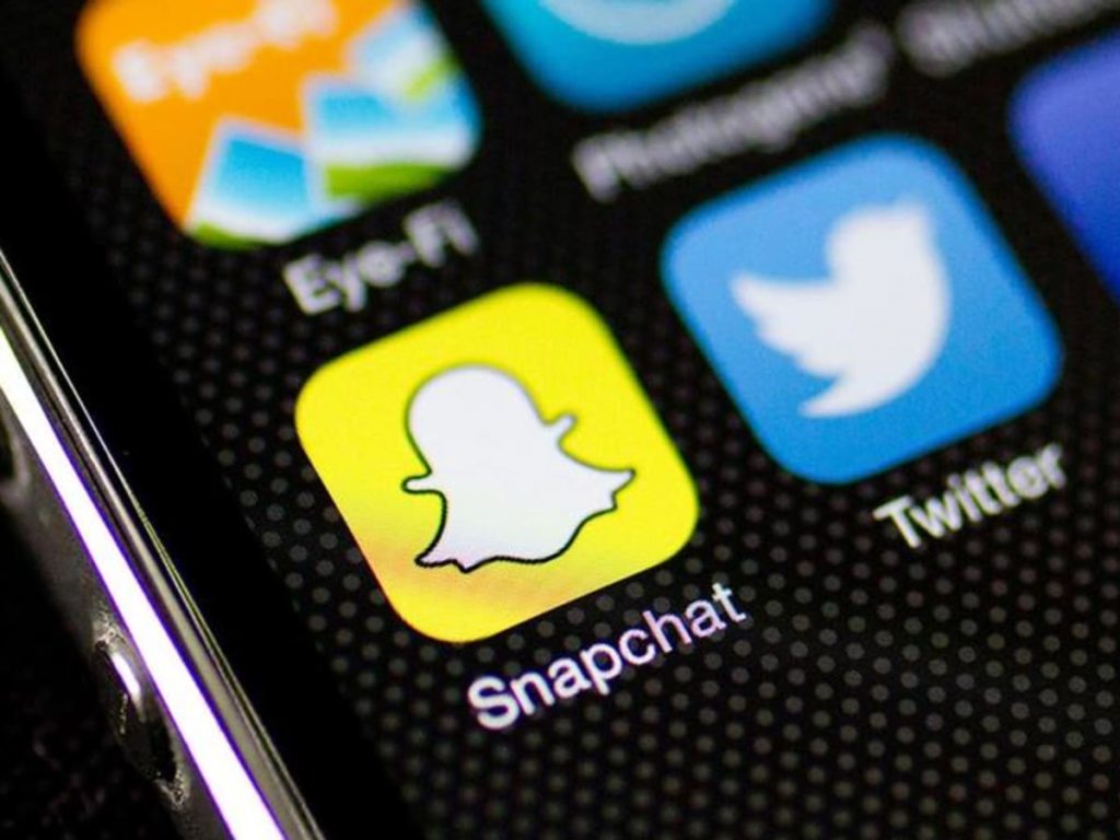 How to Delete the Snapchat Messages that the Other Person Saved?