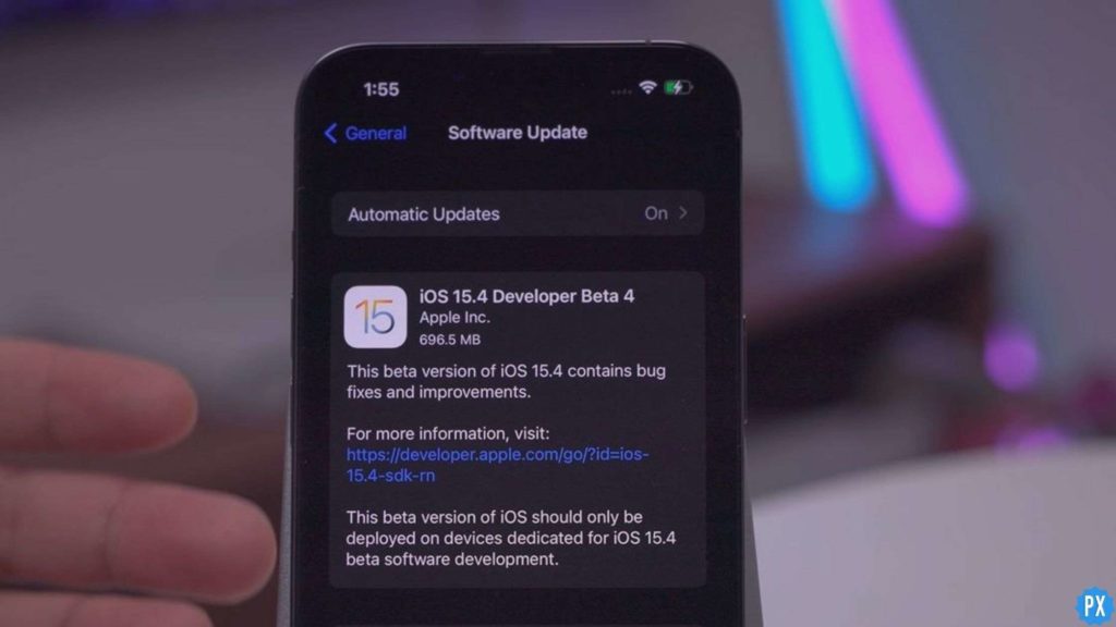 What’s New in iOS 15.4 Beta 4 | AirTag Update, New Siri Voice & More