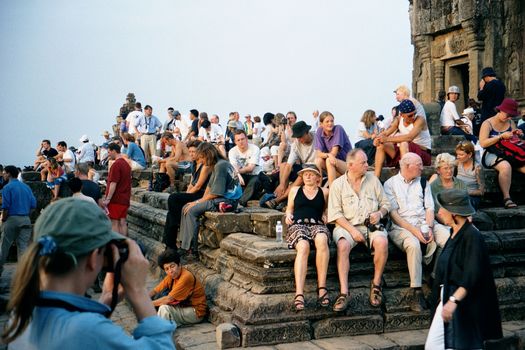 Cambodia Reopens the Border for International Tourists | Cambodia’s Quarantine Ban Uplifted!