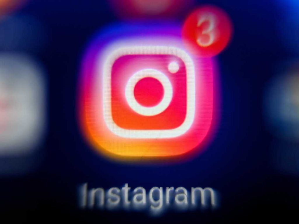 Логотип Instagram с уведомлением;  самый комментируемый пост в Instagram