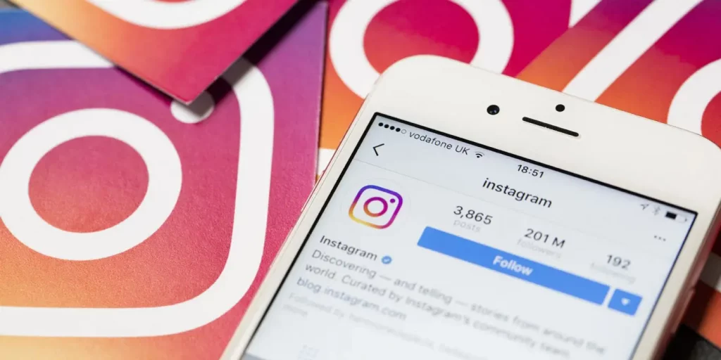 Instagram account image; How to add captions to Instagram reels
