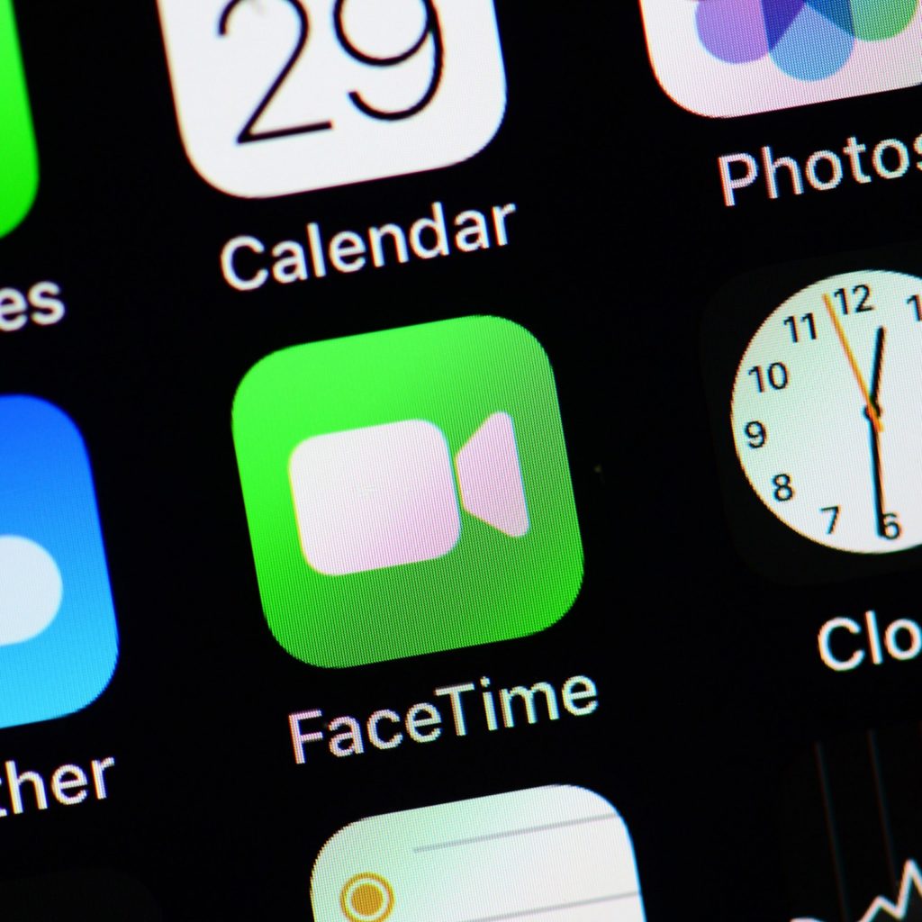 How to Share Screen on Facetime | A Guide to the Updated Facetime Features on iOS 15 Device