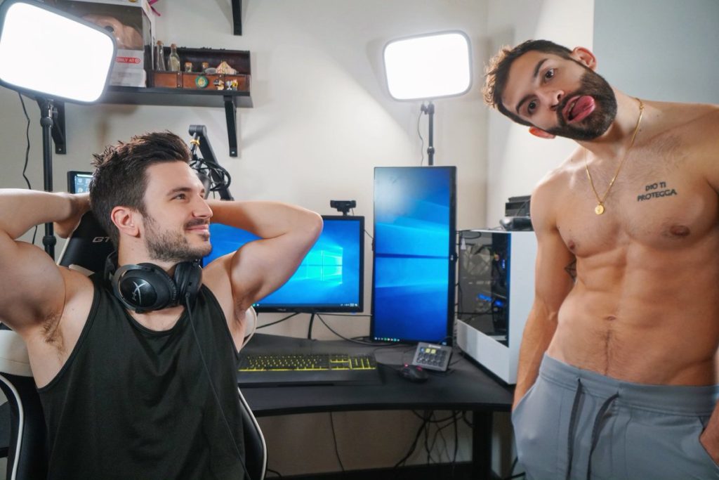 Gay Gamers/ Gay Twitch Gamers/ Gamers That Came Out In 2022 | Best 10 LGBTQ+ Streamers