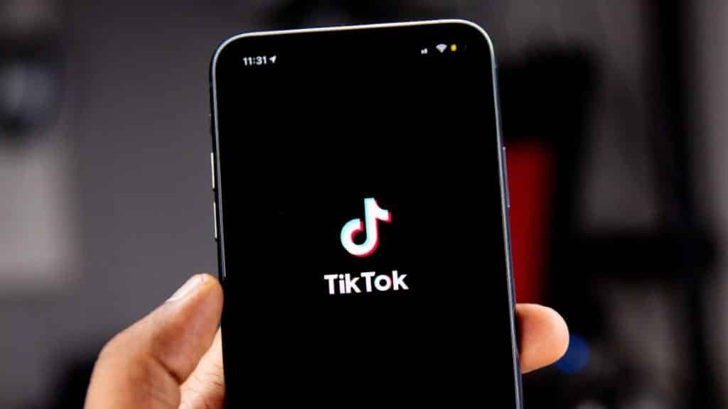 What Does IB Mean on TikTok | Get Into The New Trend