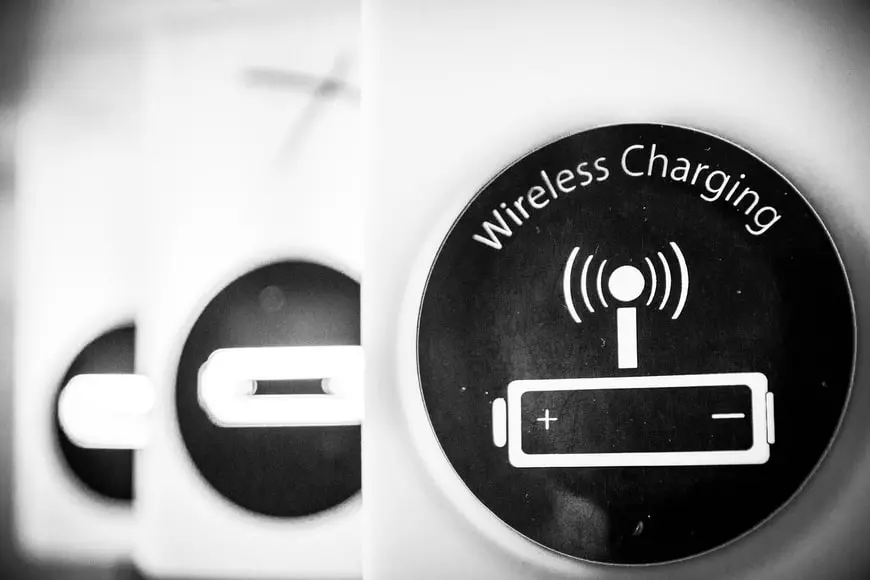 Best Wireless Chargers Under $50| Compatible with Android iOS | 2022 Updated List