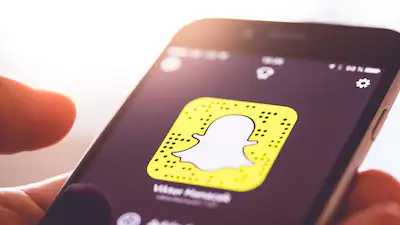 How to add your collage to your profile on snapchat?