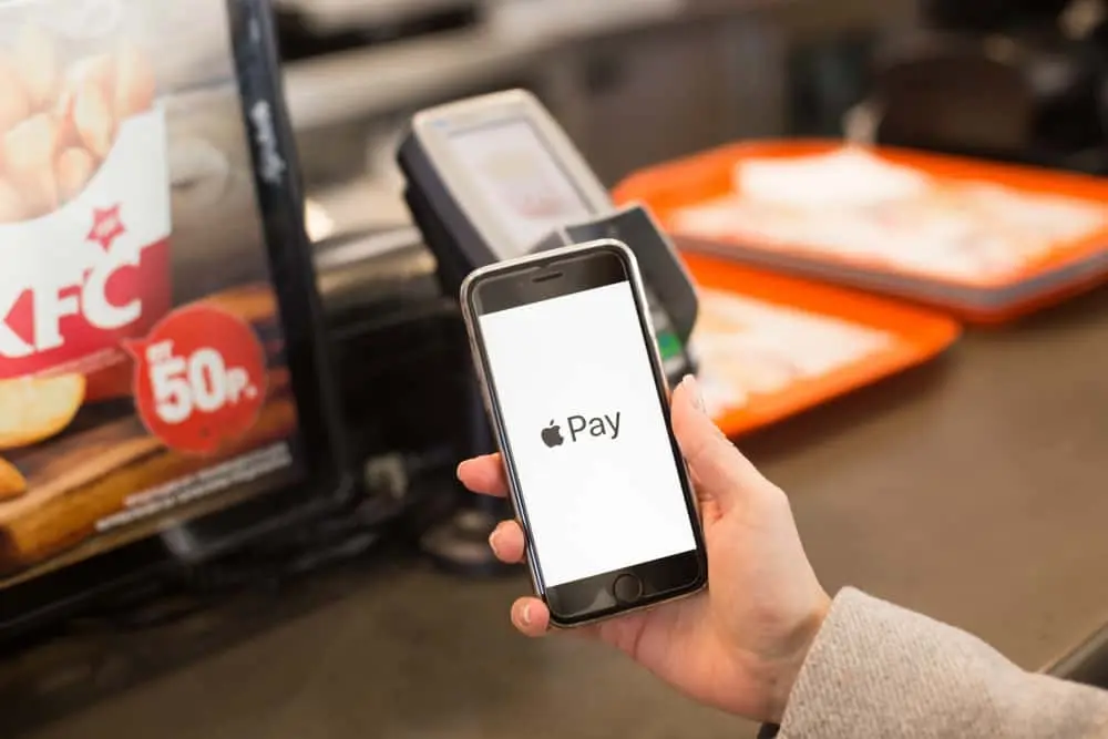 Apple Pay at Old Navy ; Does Old Navy take Apple Pay. 