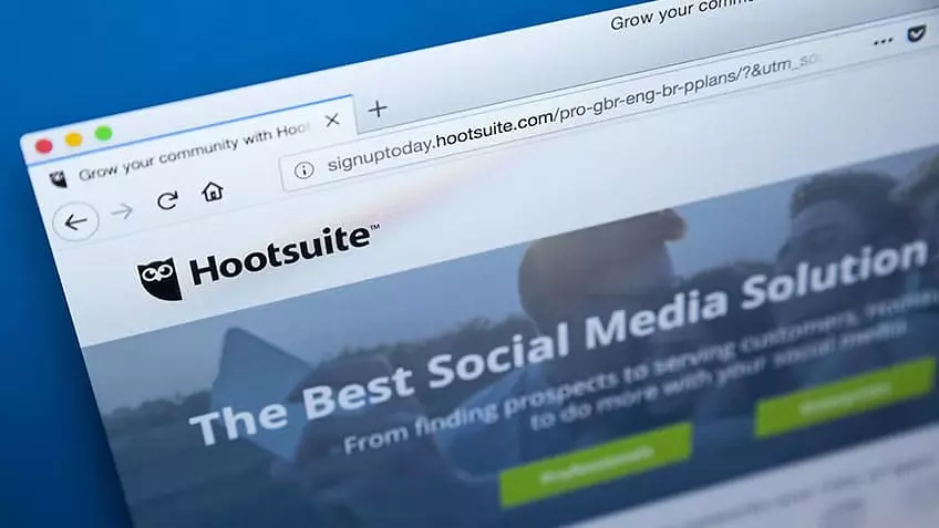How To Add A Facebook Page In HootSuite | PC & Mobile [2022]