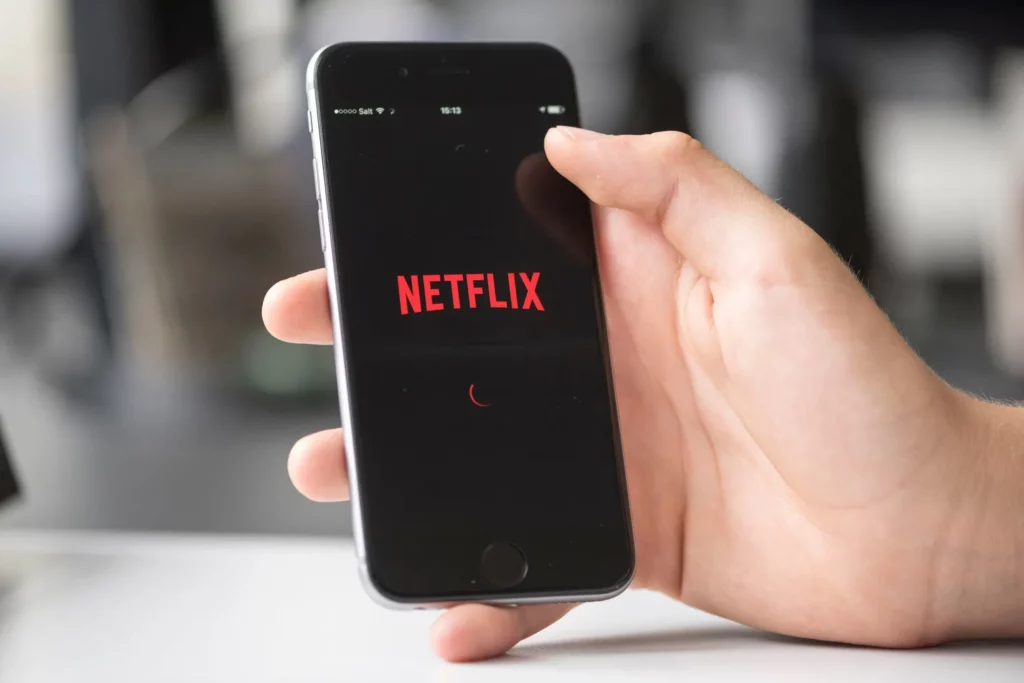 Netflix download on iPhone ; Netflix Download Slow: How to Make Netflix Download Faster? 
