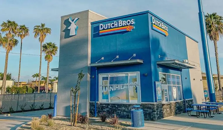 Dutch Bros store ; Does Dutch Bros Take Apple Pay |Alternative Payment Methods at Dutch Bros (Updated 2022)