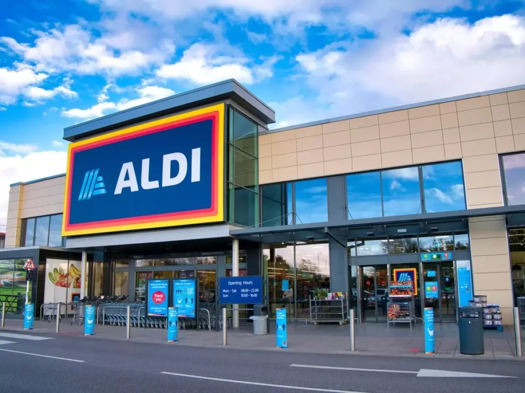 Aldi store ; Does Aldi Take Apple Pay | Find Out Aldi's Payment Methods in 2022