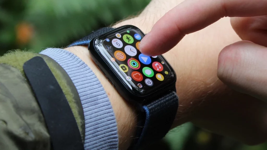 Apple Watch ; How to Charge Apple Watch Without Charger in 2023?