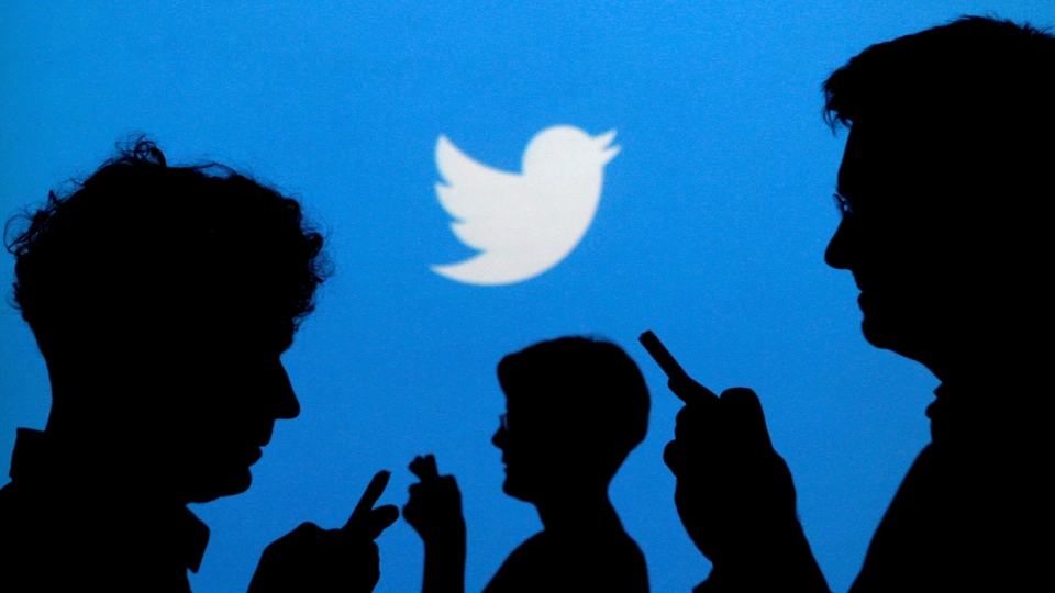 Why is My Twitter Account Locked? 6 Fixes to Unlock Your Account