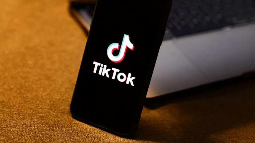 How to Add Voiceovers to TikTok Duets?
