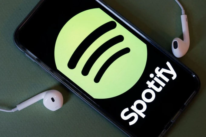 Why Does Spotify Play the Same Songs? 5 Ways to Stop Shuffling the Same Songs