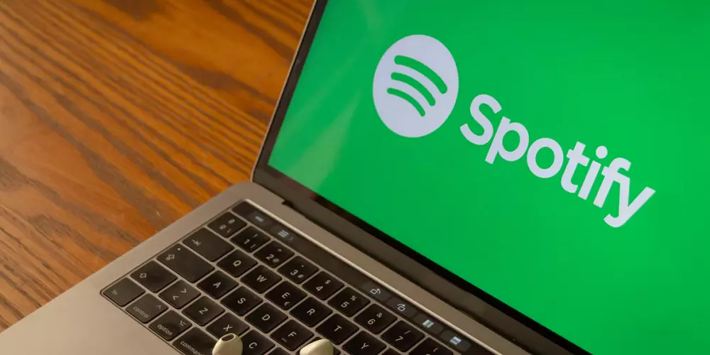 Can You See Who Liked Your Spotify Playlist? Here's the Answer