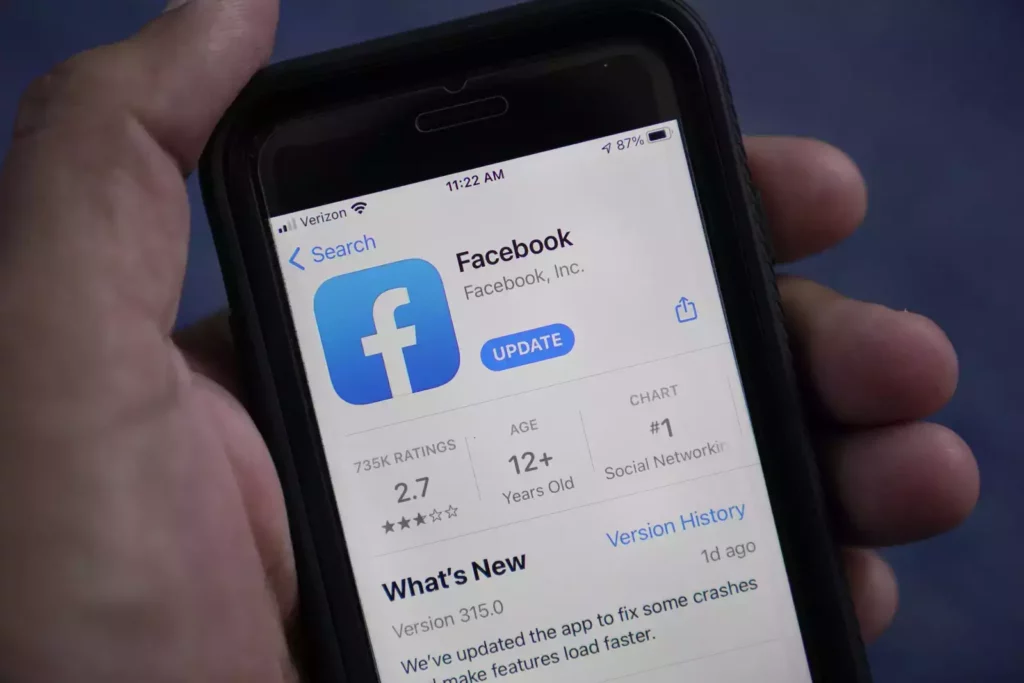 Fix Facebook News Feed Not Working By Updating the Facebook App
