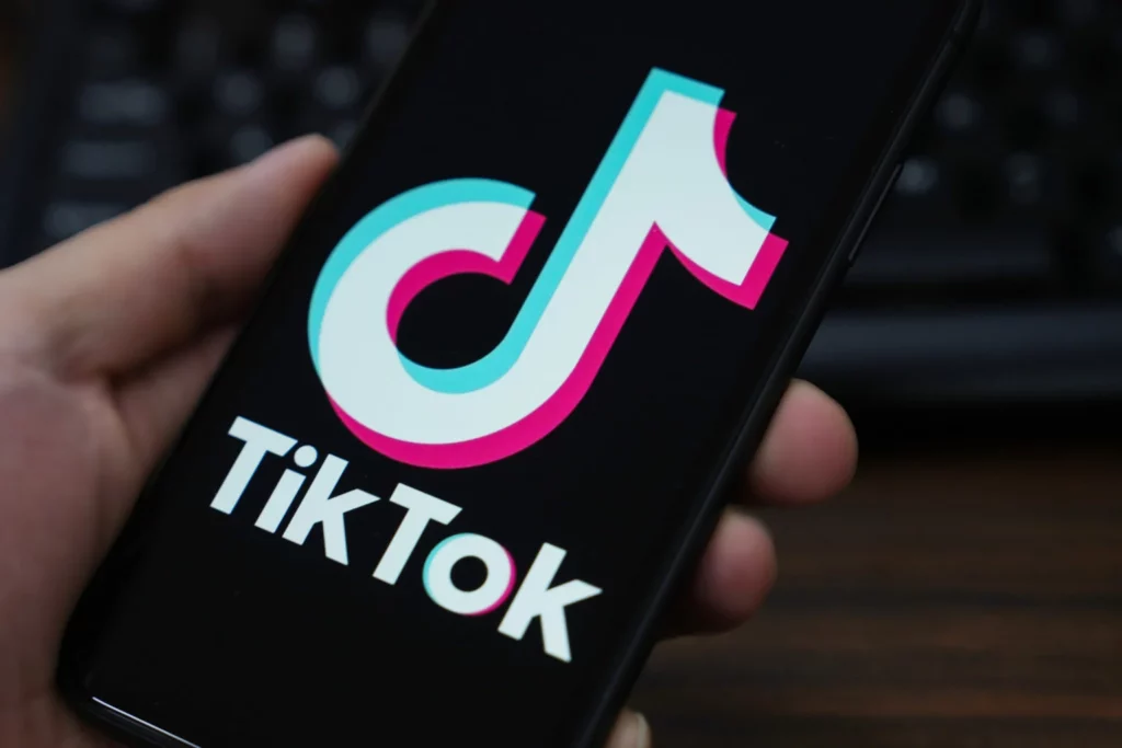 What does E/N Mean on TikTok