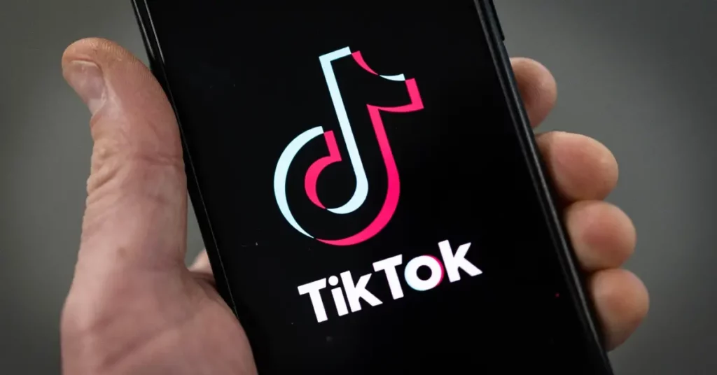 Fix TikTok FYP Broken By Logging Out of the App and Re-LogginFix TikTok FYP Broken By Logging Out of the App and Re-Login