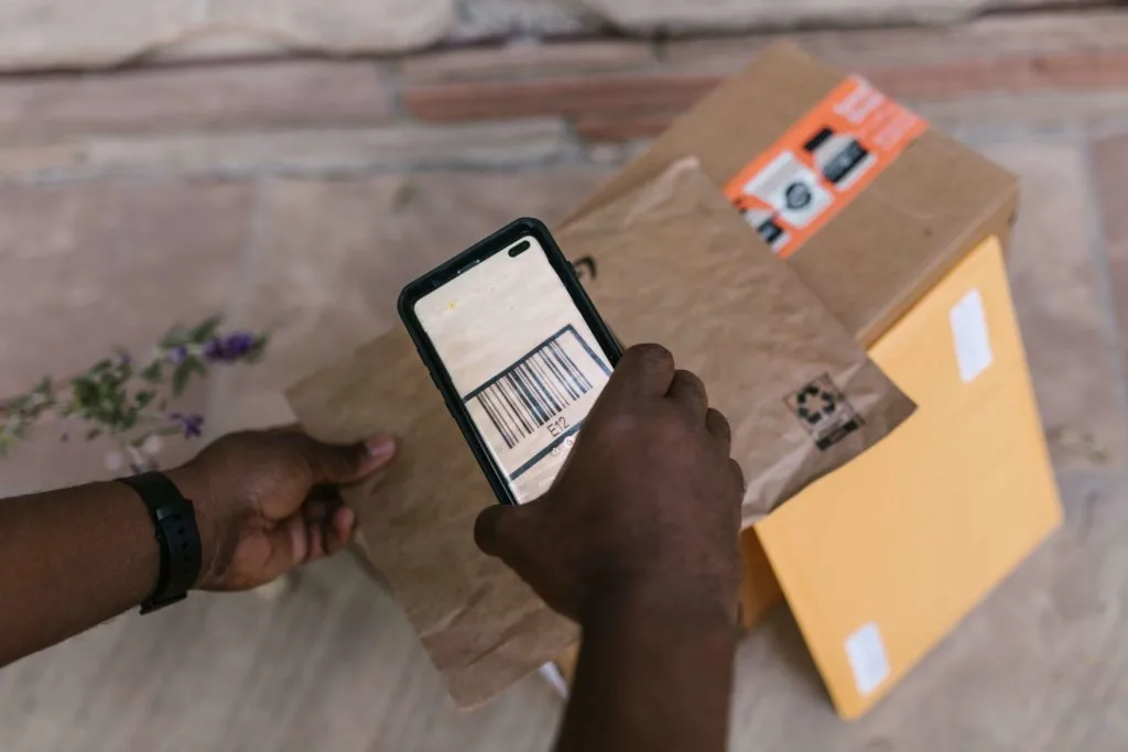 Beyond the Box: The Evolution of Parcel Tracking in the Digital Age