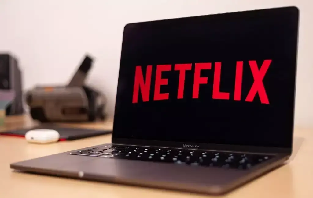 Netflix on laptop; How to Fix Netflix Code nw-4-7 