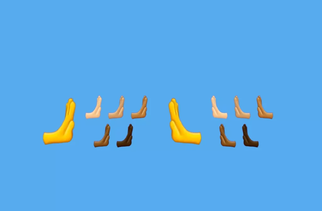 Hand emojis on iOS 17; Does iOS 17 Have New Emojis? Expressing with Fresh Symbols
