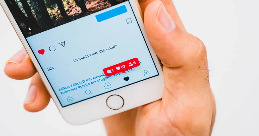 Why Is Instagram Showing Me Old Posts? Reasons & Fixes Of The Issue! 
