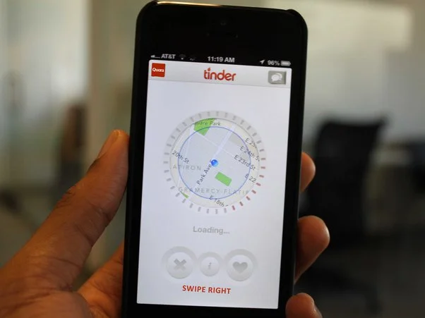 Does Tinder Automatically Update your Location in 2024?